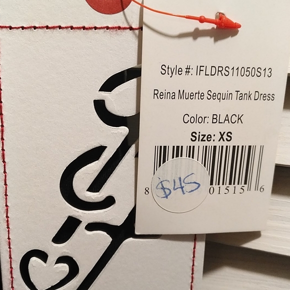 Dress - Picture 4 of 4